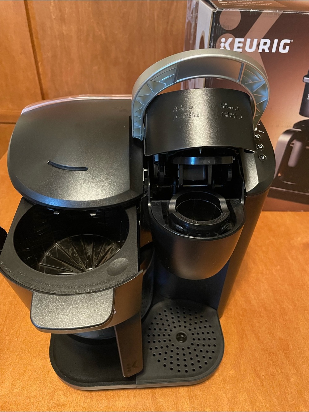 Keurig K Duo Essentials - Black 2-in-1 Single Serve and Carafe Coffee Maker - Picture 2 of 16